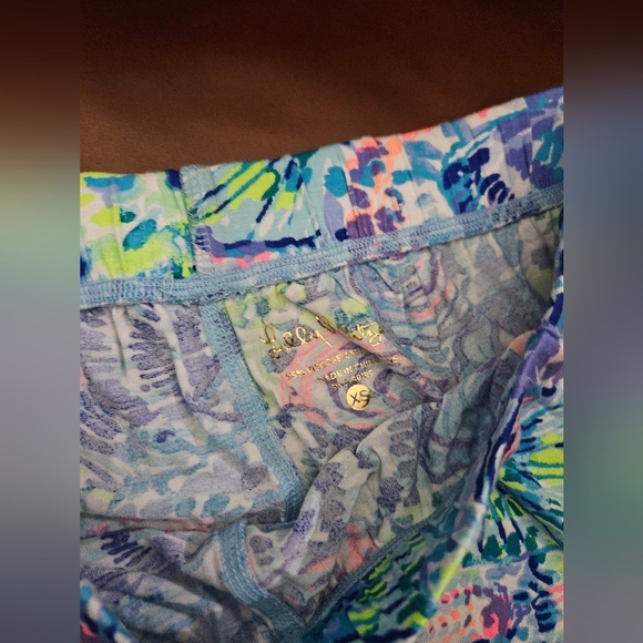 Lilly Pulitzer Blue and Pink Floral Wide Leg Knit Pants - Picture 4 of 4